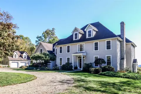 5 Lyric Ln, New Milford, CT 06776