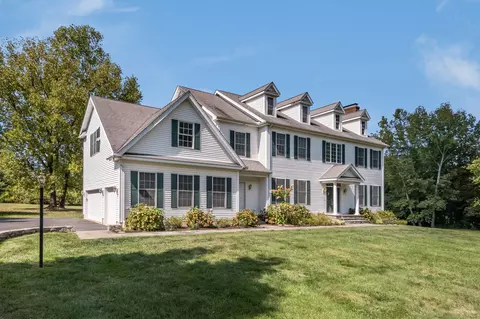 121 Stage Coach Rd # R, Durham, CT 06422