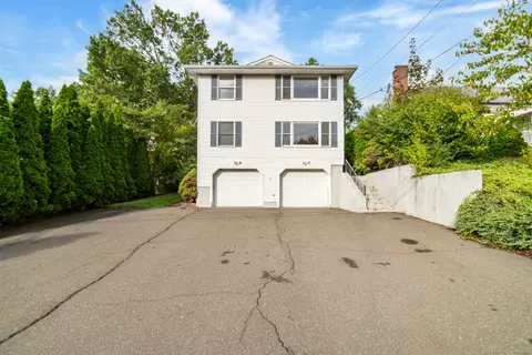 31 Roosevelt St, New Britain, CT 06051