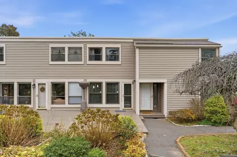 12 Clemens Ct #12, Rocky Hill, CT 06067