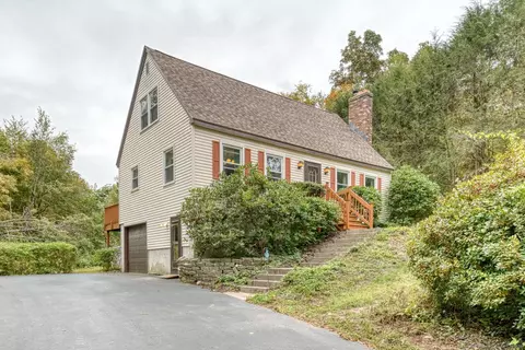 634 Stonehouse Rd, Coventry, CT 06238