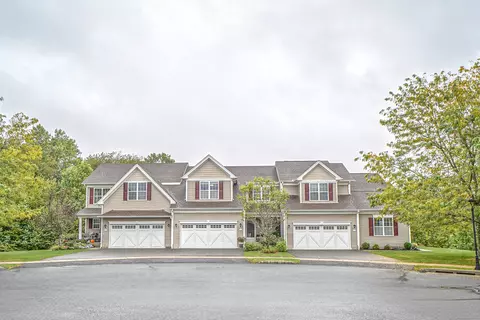 11 Poplar Dr #11, Prospect, CT 06712