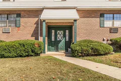 38 Enid St #B, Bridgeport, CT 06606