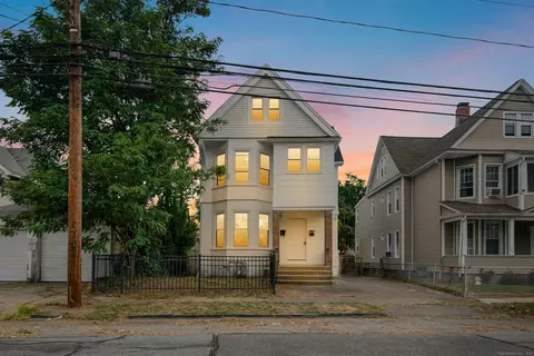 1158 Howard Ave, Bridgeport, CT 06605
