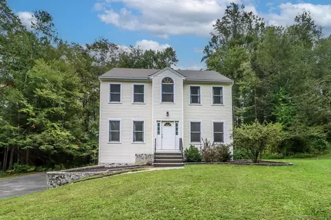 45 Candlewood Lake Rd N, New Milford, CT 06776