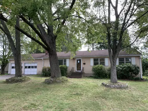 50 Hilton Dr, East Hartford, CT 06118