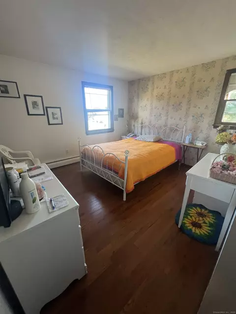 Bedroom - 268 Fox Hill Rd, Wethersfield, CT 06109 photo 2 of 2