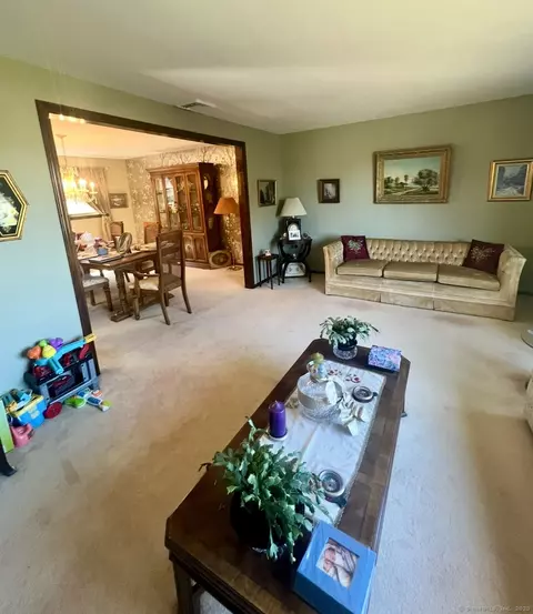 Living - 268 Fox Hill Rd, Wethersfield, CT 06109 photo 3 of 6