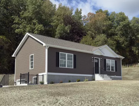131 Snake Meadow Rd, Danielson, CT 06239