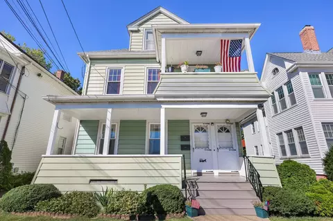 106 Clifford St, Hamden, CT 06517