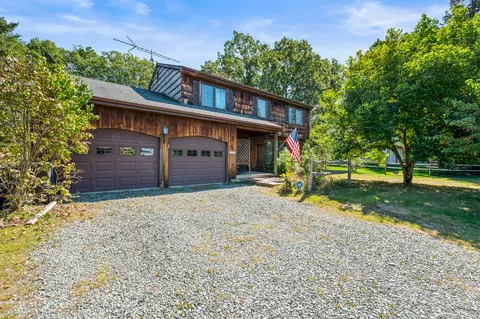 116 Cornfield Rd, Milford, CT 06461