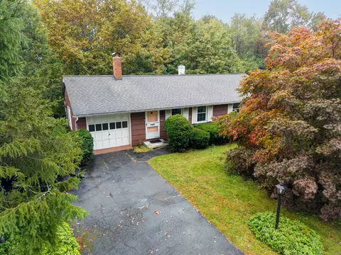 60 Wildwood Rd, Torrington, CT 06790