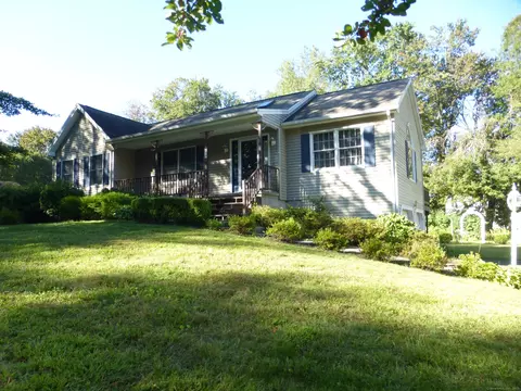 17 Morris Rd # A, Prospect, CT 06712