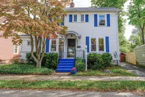 131 Clifford St, Hamden, CT 06517
