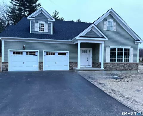 43 Liberty Ln, Enfield, CT 06082