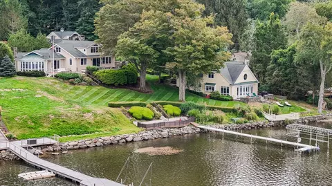 171 E Shore Rd, Morris, CT 06763