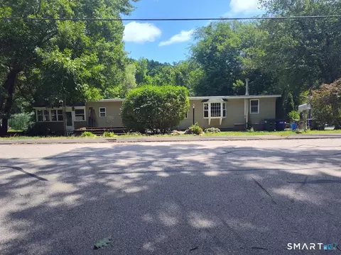 16 Marlene Dr, Ledyard, CT 06339 photo 6