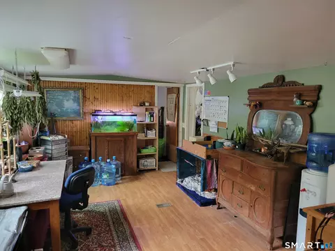 16 Marlene Dr, Ledyard, CT 06339 photo 4
