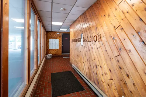 16 Houston Ter #1, Stamford, CT 06902