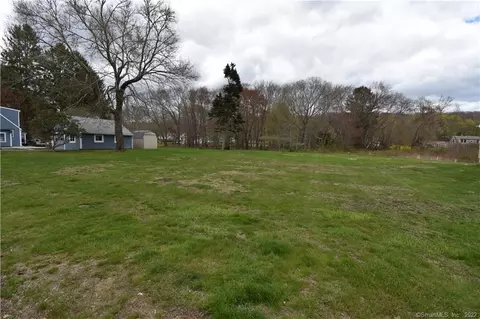 215 Pequotsepos Rd Ext, Stonington, CT 06355