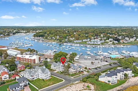 236 Rogers Ave, Milford, CT 06460