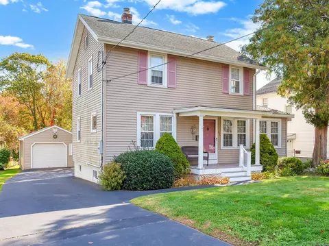 62 S Montowese St, Branford, CT 06405