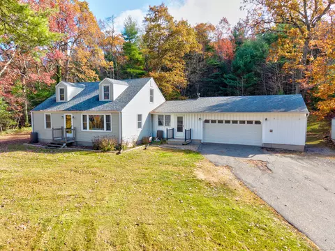 634 Crystal Lake Rd, Tolland, CT 06084