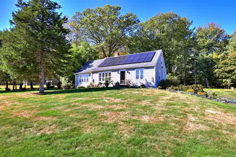 167 Bethmour Rd, Bethany, CT 06524