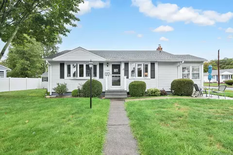 164 Roxbury Rd, East Hartford, CT 06118