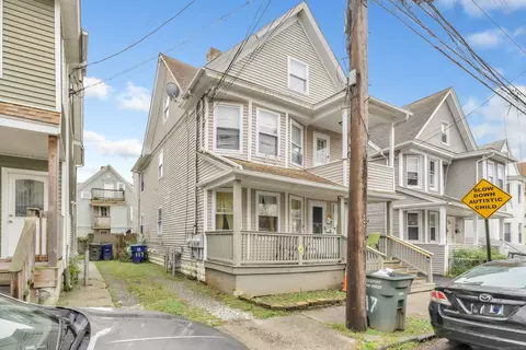 115 Denver Ave, Bridgeport, CT 06605