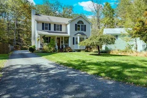 34 Sherry Ln, New Milford, CT 06776