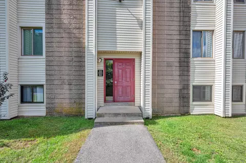 56 Burgundy Hill Ln #56, Middletown, CT 06457