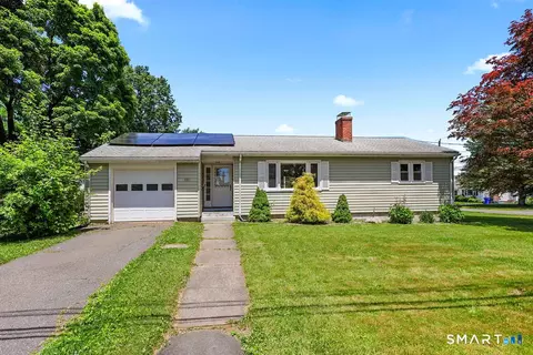 130 Florence St, West Hartford, CT 06110