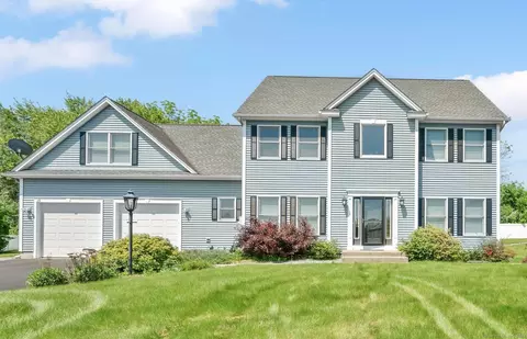 15 Lafountain Rd, Suffield, CT 06078