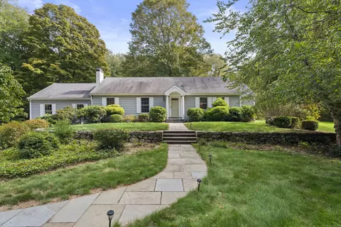 5 Rose Ln, Old Lyme, CT 06371