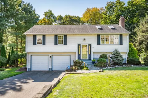 209 Evergreen Rd, Cromwell, CT 06416