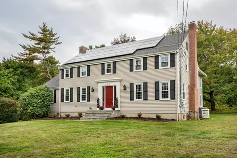 55 Musket Trl, Simsbury, CT 06070
