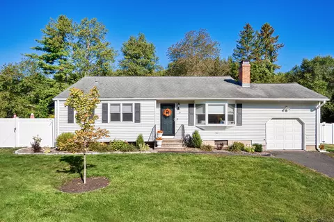 12 Simsbury Manor Dr, Simsbury, CT 06089