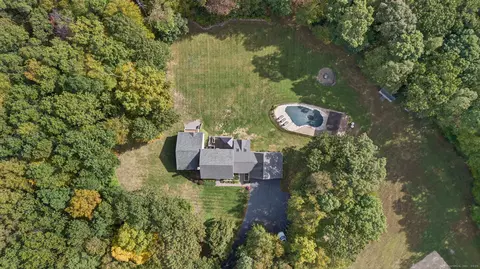 335 Westchester Rd, Colchester, CT 06415