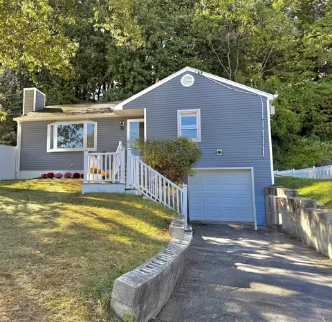 71 Deleo Dr, Stamford, CT 06906