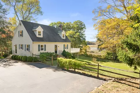 496 Joshuatown Rd, Lyme, CT 06371