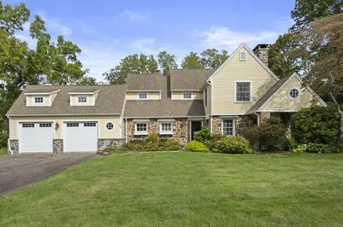 30 Elmwood Dr, Cheshire, CT 06410