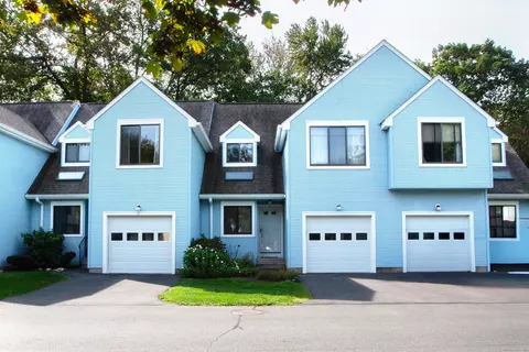 6 Cypress Trl #6, Farmington, CT 06032