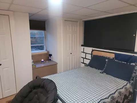 Bedroom - 336 Circular Ave, Hamden, CT 06514 photo 4 of 5