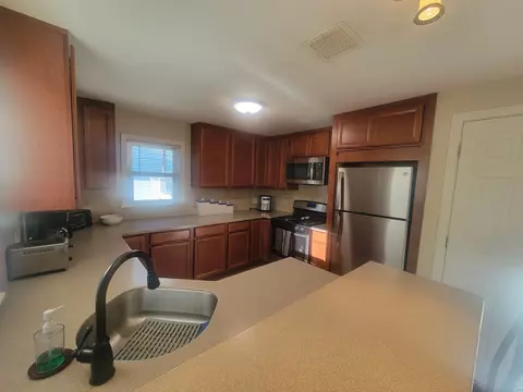 Kitchen - 336 Circular Ave, Hamden, CT 06514 photo 3 of 3