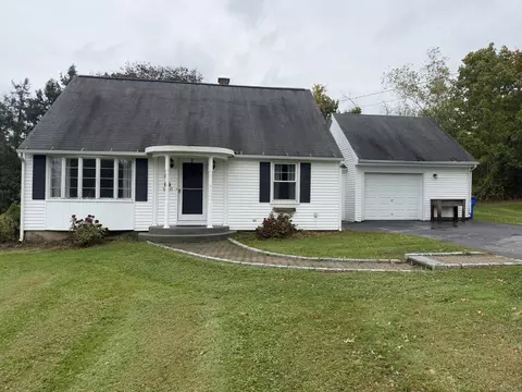 69 Taft Cir, Watertown, CT 06795