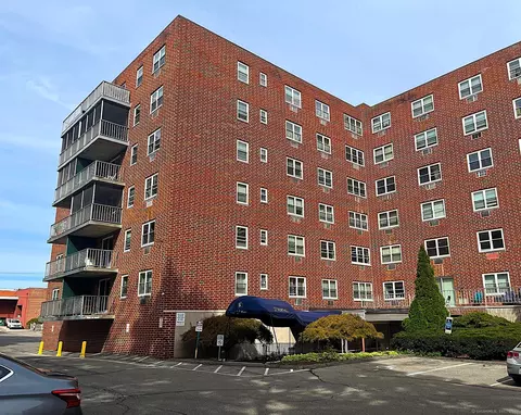 27 Northill St #5V, Stamford, CT 06907