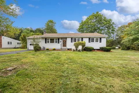 70 Warren St, Cheshire, CT 06410