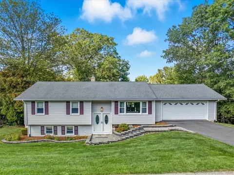 23 Holly Ln, Wallingford, CT 06492