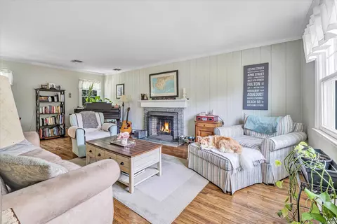178 Autumn Ridge Rd, Fairfield, CT 06825
